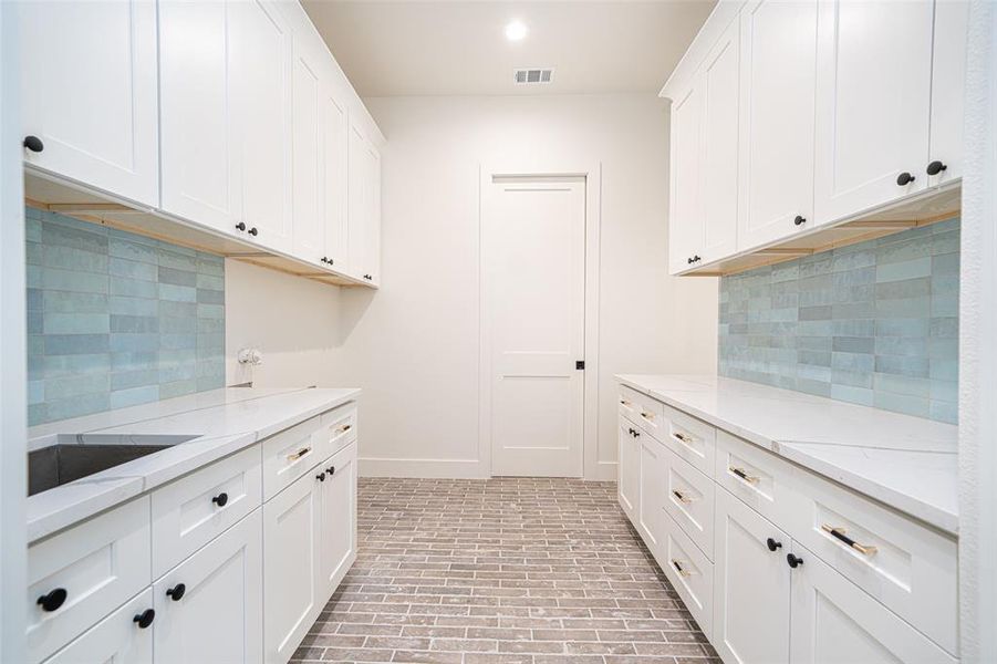 Furnished interior view inside a new home in , Leesburg (Image 6). Furnished interior view inside a new home in , Leesburg (Image 6).