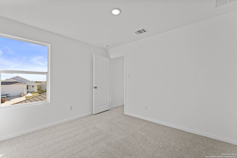 Spacious, unfurnished interior of a new home in , New Braunfels (Image 21).