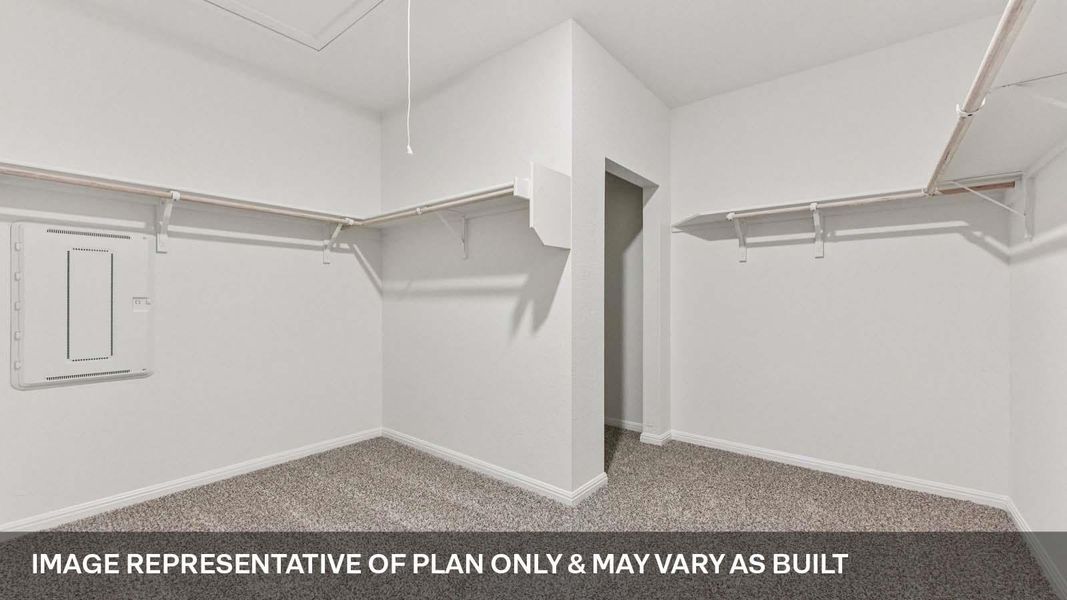 Spacious, unfurnished interior of a new home in Bar W Ranch, Leander (Image 17).