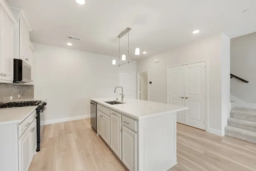 Furnished interior view inside a new home in Ten Mile Creek, Celina (Image 10).