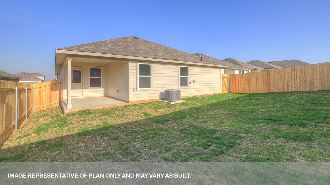 Exterior details and patio area of a home in Arroyo Ranch, Seguin (Image 3).