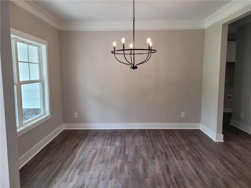 Spacious, unfurnished interior of a new home in , Dallas (Image 9).