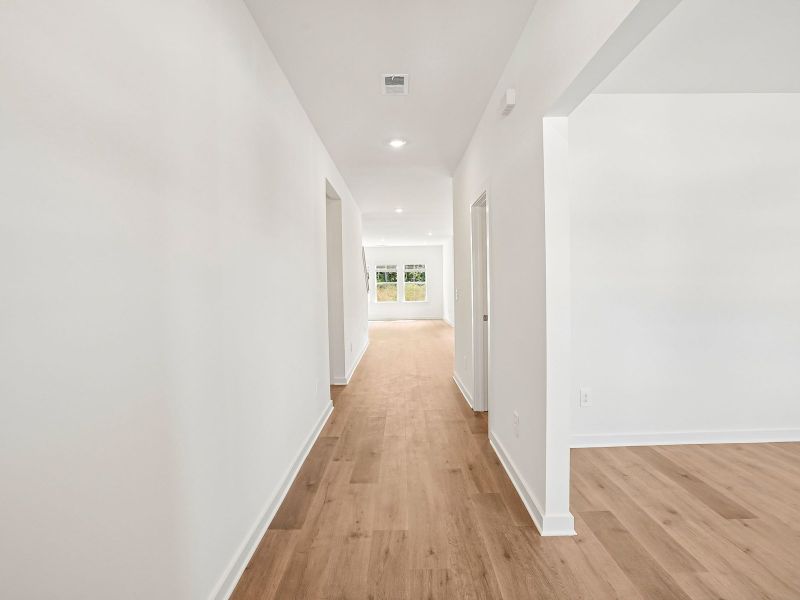 Spacious, unfurnished interior of a new home in Woodmont, Smyrna (Image 10). Spacious, unfurnished interior of a new home in Woodmont, Smyrna (Image 10).