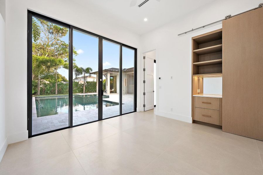 Spacious, unfurnished interior of a new home in , West Palm Beach (Image 34). Spacious, unfurnished interior of a new home in , West Palm Beach (Image 34).