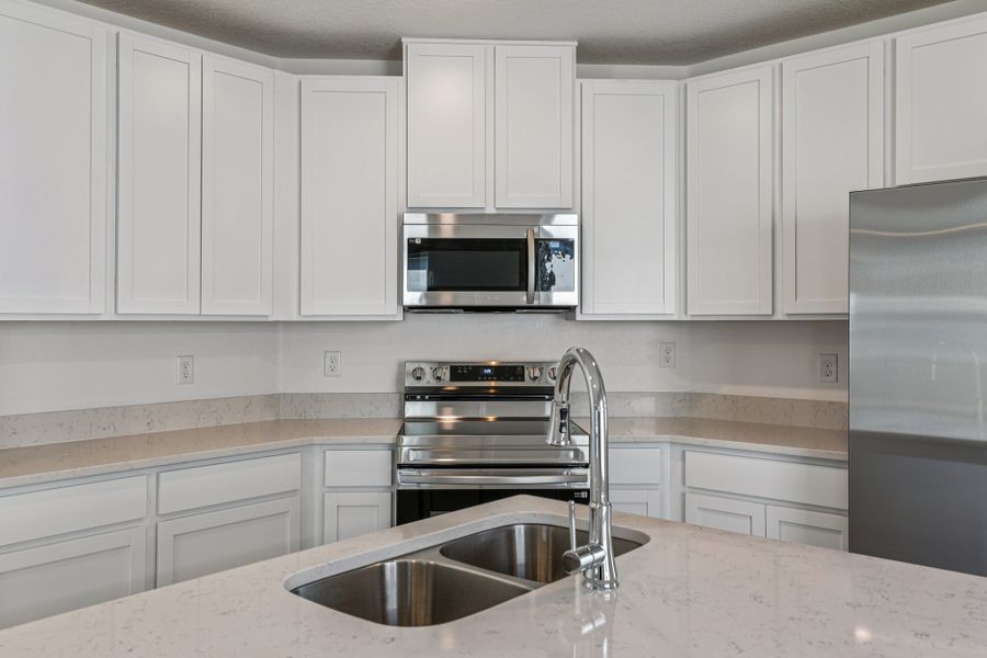 Representative furnished interior of a home built from the Vista by Maronda Homes in Heritage Station, Punta Gorda (Image 5).