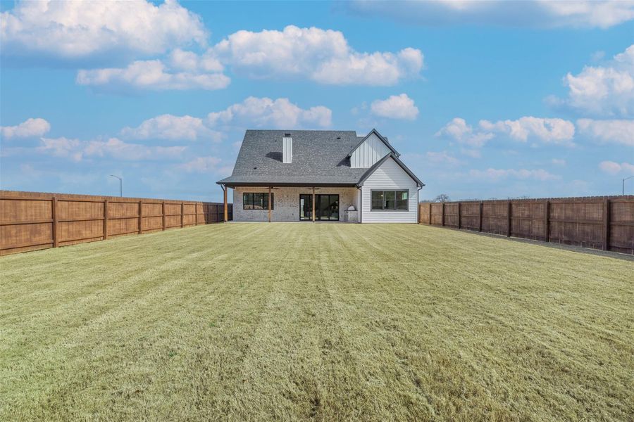 Exterior details and patio area of a home in , Somerville (Image 26).
