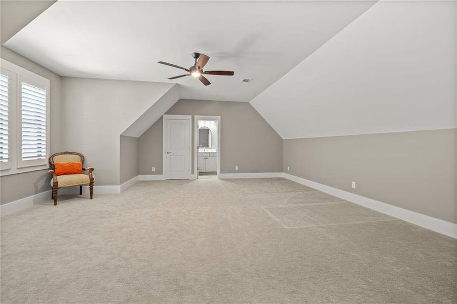 Spacious, unfurnished interior of a new home in , Jefferson (Image 22).