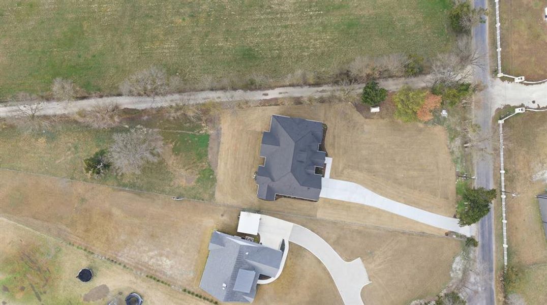 Image 32 of a home in .