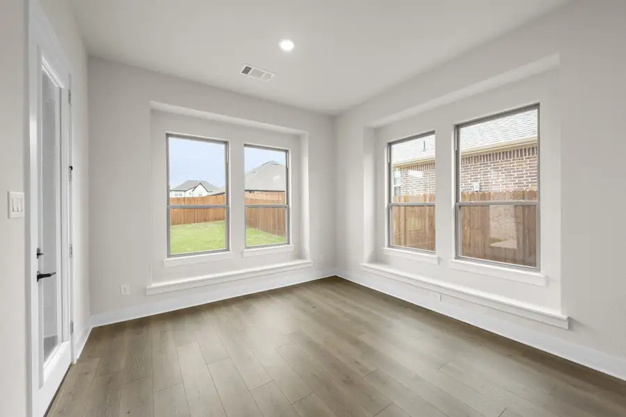 Spacious, unfurnished interior of a new home in Hayes Crossing, Midlothian (Image 21). Spacious, unfurnished interior of a new home in Hayes Crossing, Midlothian (Image 21).