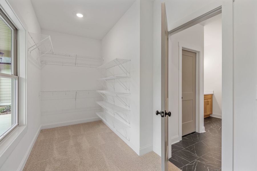 Image 82 of a home in Flint Farms.