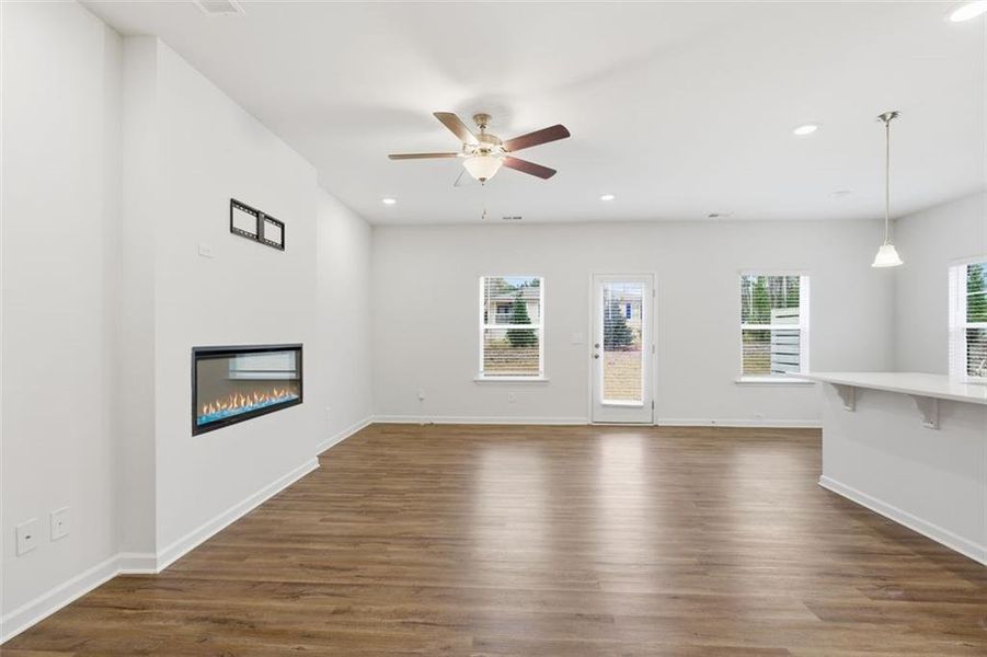 Spacious, unfurnished interior of a new home in , Powder Springs (Image 20).