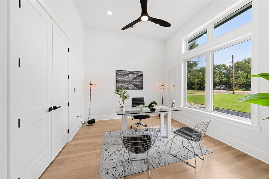 Furnished interior view inside a new home in , Dallas (Image 3).