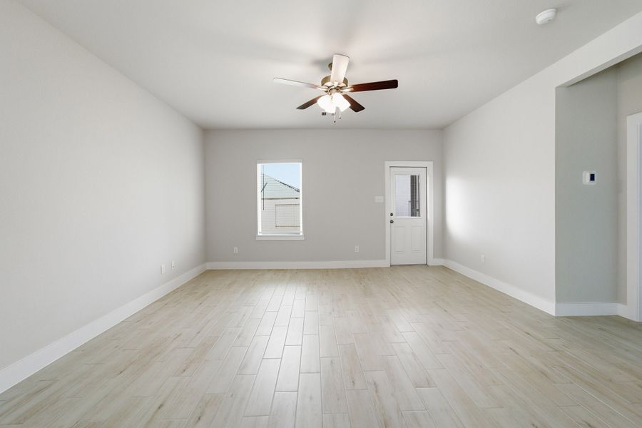 Spacious, unfurnished interior of a new home in Bluestem, Brookshire (Image 47).