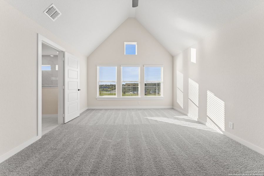 Spacious, unfurnished interior of a new home in Mayfair - Select Garden Series, New Braunfels (Image 32).