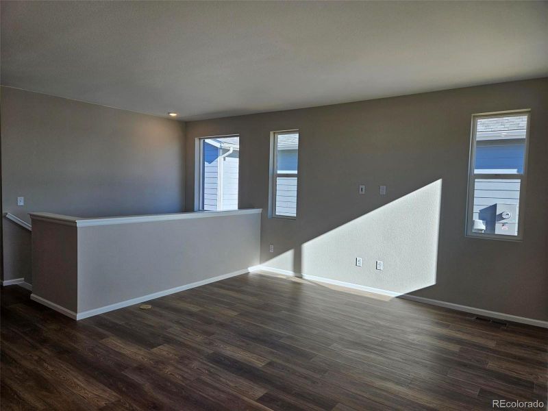 Spacious, unfurnished interior of a new home in , Brighton (Image 10).