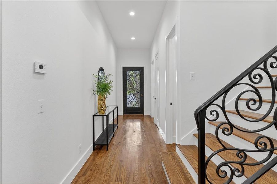 Spacious, unfurnished interior of a new home in , Dallas (Image 19).