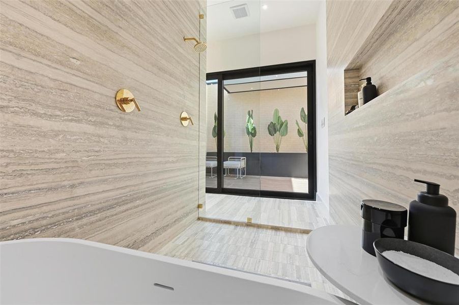 Image 37 of a home in .