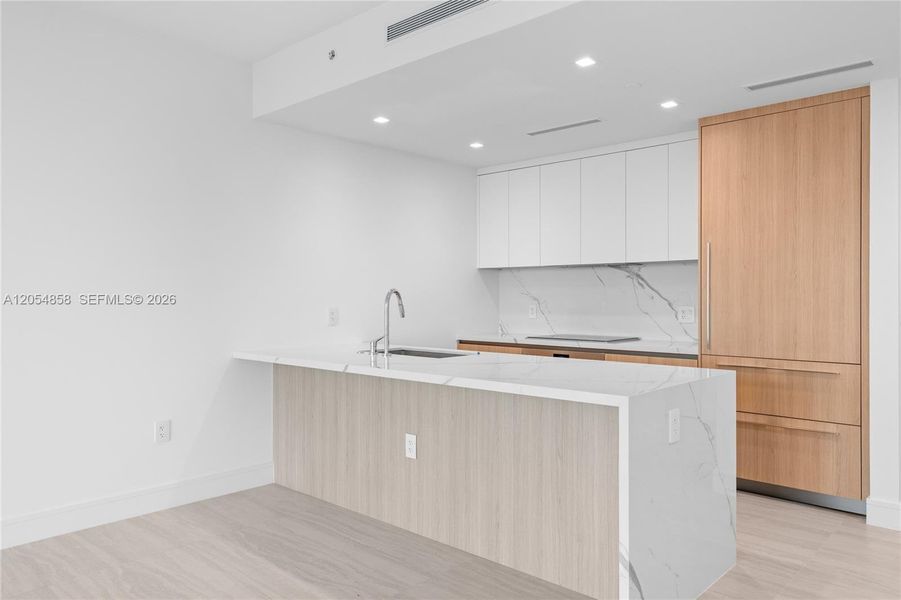 Furnished interior view inside a new home in One Park Tower, Miami (Image 4).