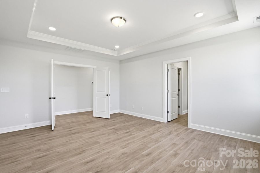 Spacious, unfurnished interior of a new home in Robinson Oaks, Gastonia (Image 32).