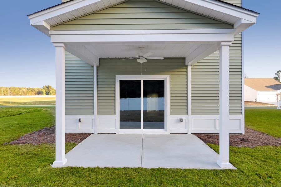 Exterior details and patio area of a home in Hainer Place, Conway (Image 4).