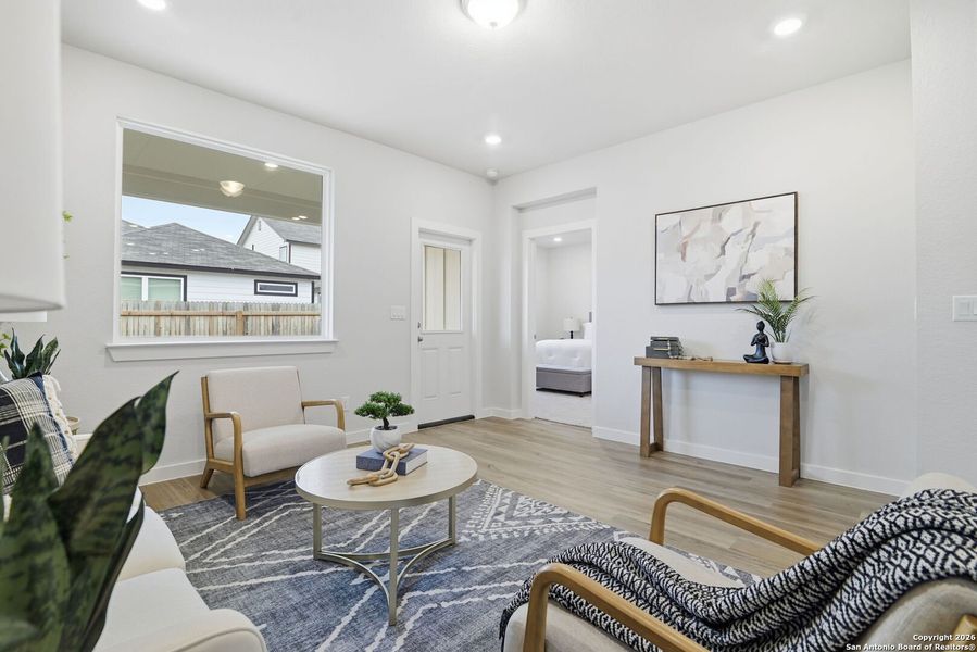 Furnished interior view inside a new home in Highland Ridge, New Braunfels (Image 15).