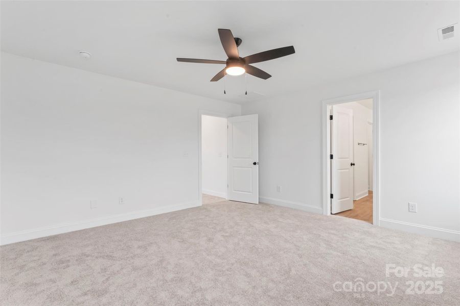 Image 24 of a home in . Image 24 of a home in .