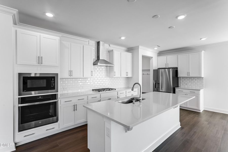 SUN_Stoneriver_Pic_EastmanIII_Kitchen_2o