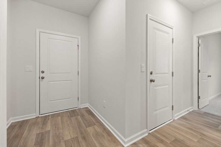 Spacious, unfurnished interior of a new home in Westford, Sanford (Image 15).