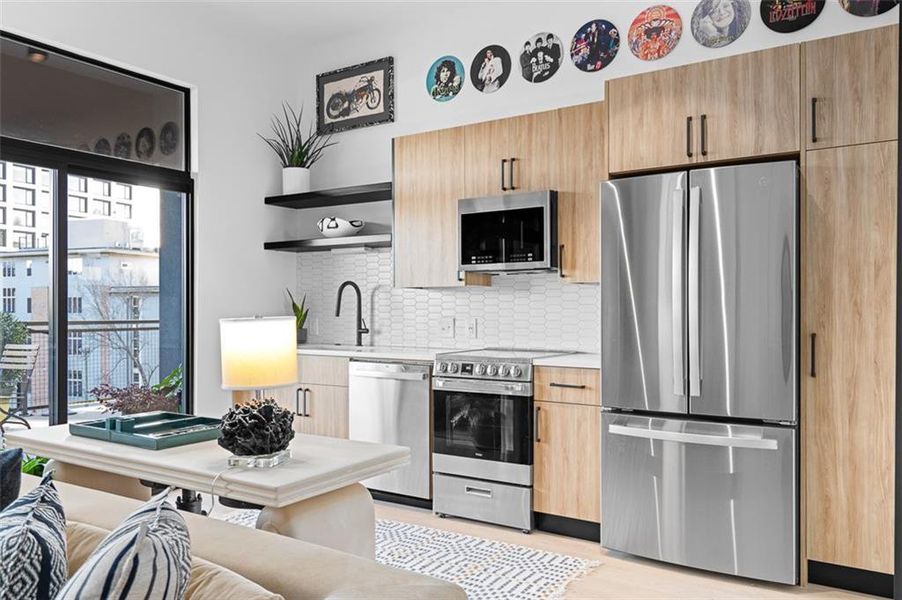 Furnished interior view inside a new home in The Leon on Ponce, Atlanta (Image 18).