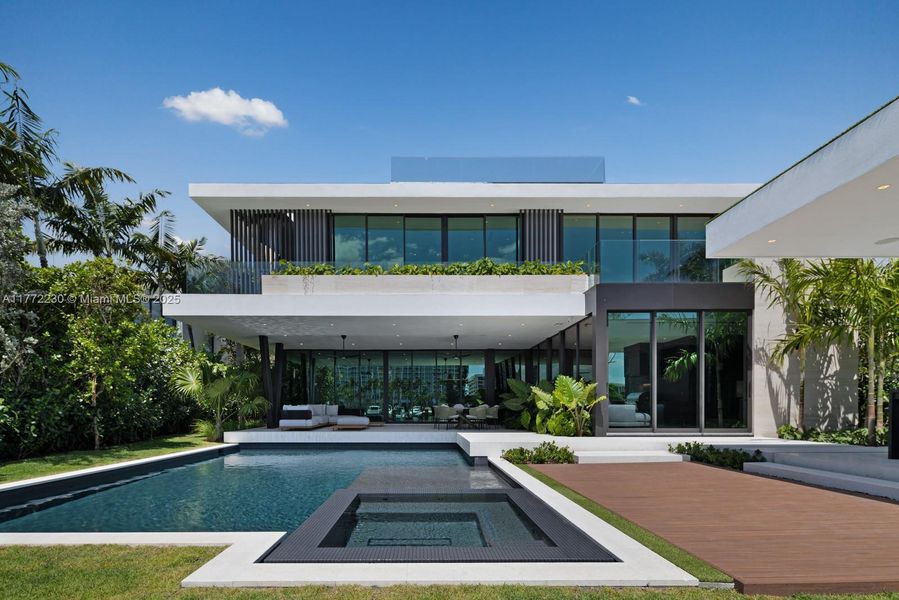 Image 43 of a home in . Image 43 of a home in .