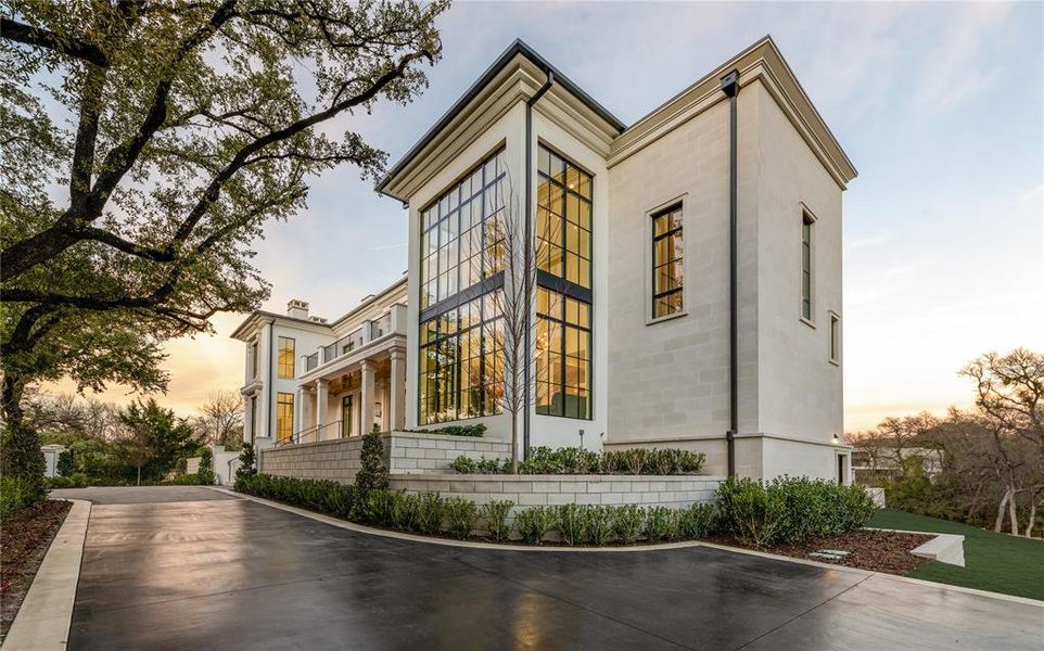 Image 35 of a home in .