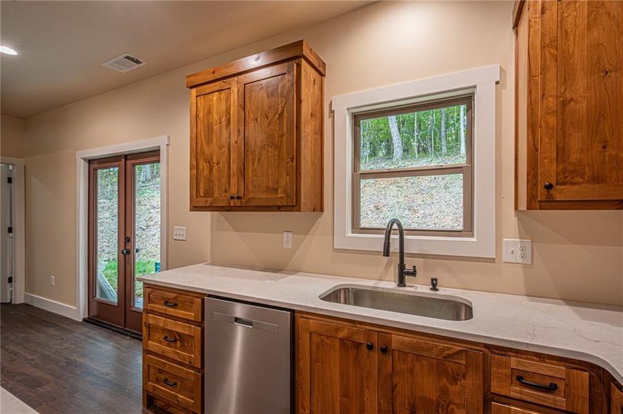Furnished interior view inside a new home in , Dahlonega (Image 16).