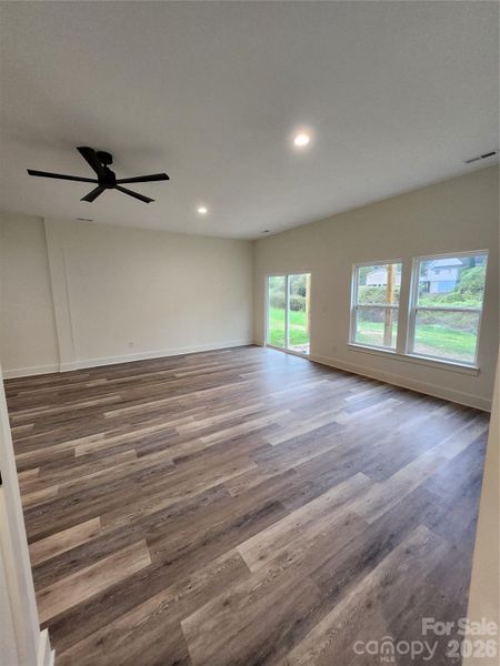 Spacious, unfurnished interior of a new home in , Gastonia (Image 28).
