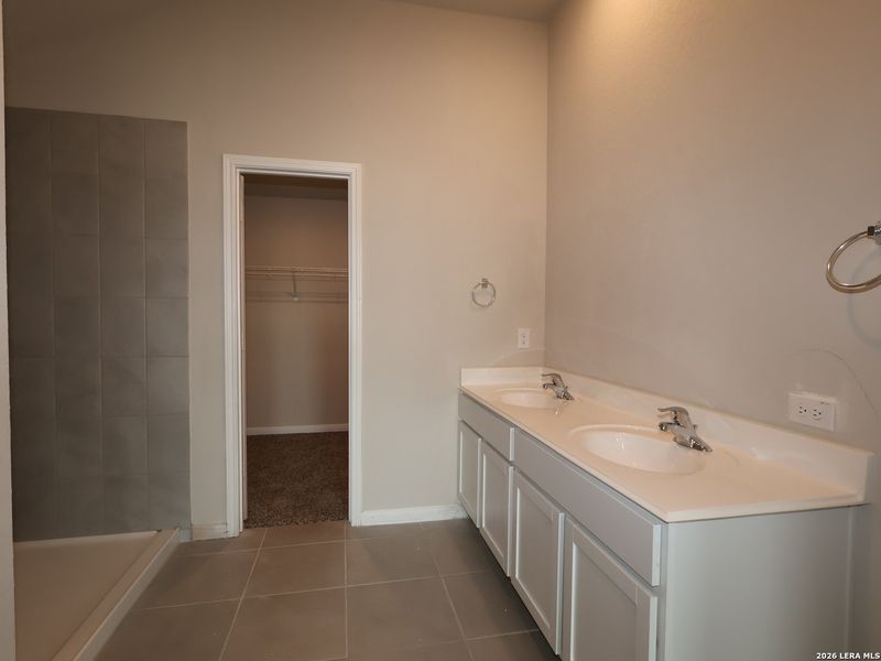 Furnished interior view inside a new home in Verano Farms, Von Ormy (Image 11).