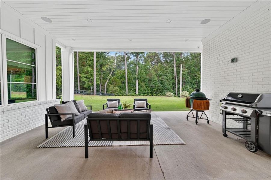 Furnished interior view inside a new home in , Alpharetta (Image 15). Furnished interior view inside a new home in , Alpharetta (Image 15).