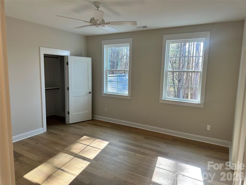 Spacious, unfurnished interior of a new home in , Salisbury (Image 39).