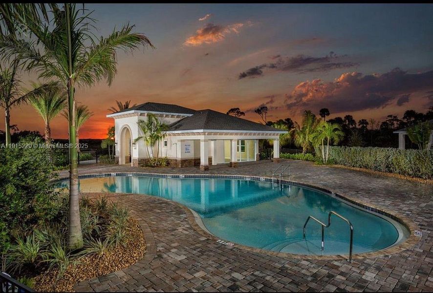 Community amenities in , Fort Myers (Image 27). Community amenities in , Fort Myers (Image 27).