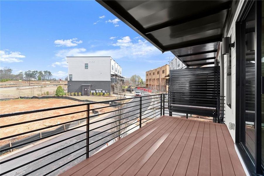 Exterior details and patio area of a home in , Alpharetta (Image 27).