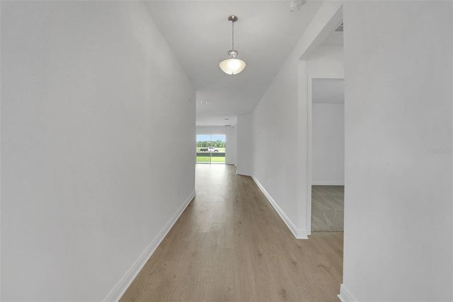 Spacious, unfurnished interior of a new home in Avalon Woods, Winter Garden (Image 18). Spacious, unfurnished interior of a new home in Avalon Woods, Winter Garden (Image 18).