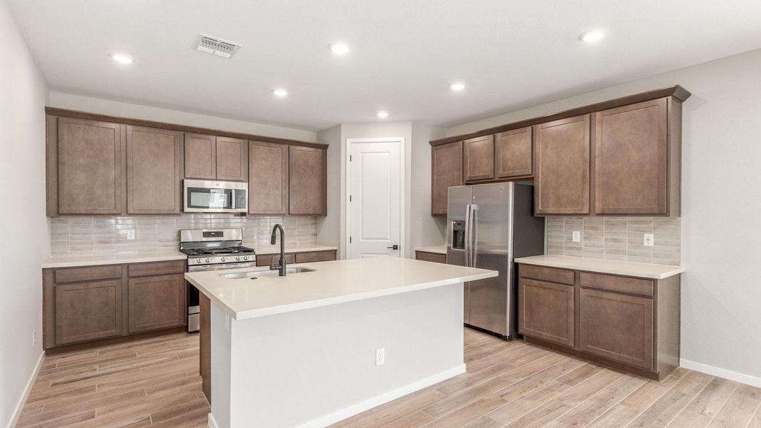 Furnished interior view inside a new home in Windstone Ranch North, Surprise (Image 4). Furnished interior view inside a new home in Windstone Ranch North, Surprise (Image 4).