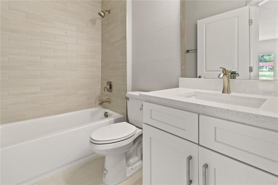 Furnished interior view inside a new home in , Apopka (Image 4).