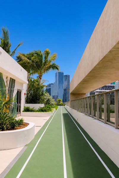 Image 90 of a home in 2200 Brickell. Image 90 of a home in 2200 Brickell.