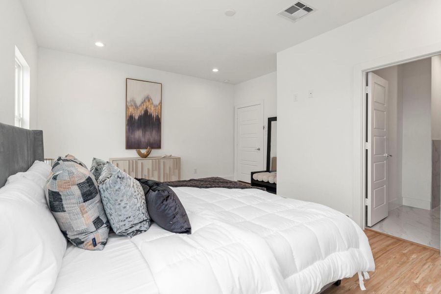 Furnished interior view inside a new home in , Houston (Image 5).