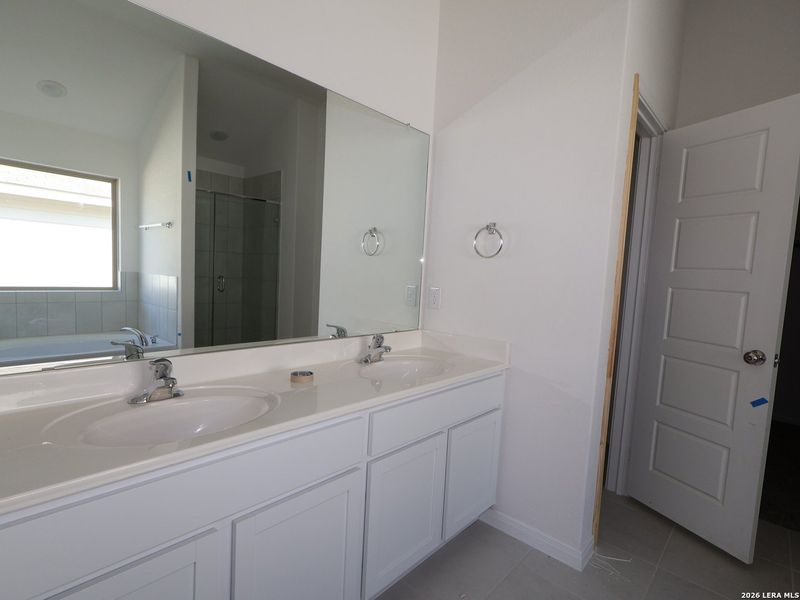 Furnished interior view inside a new home in Greenspoint Heights, Seguin (Image 7).