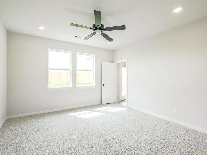 Spacious, unfurnished interior of a new home in Emberly, Beasley (Image 29).