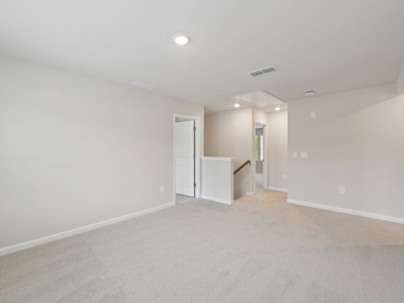 Spacious, unfurnished interior of a new home in Harmony Manor, Fairburn (Image 16).