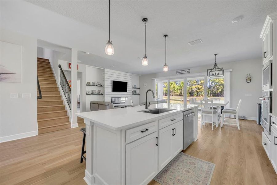 Furnished interior view inside a new home in , Clermont (Image 27).