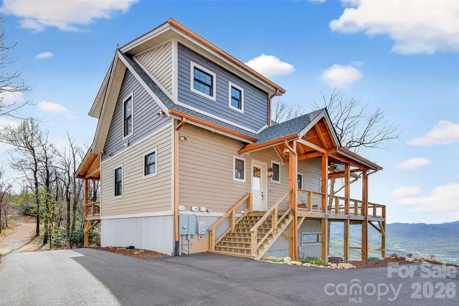 This multi-family home has 9.46 kW DC Solar Energy System Enabling Off Grid Flexibility.