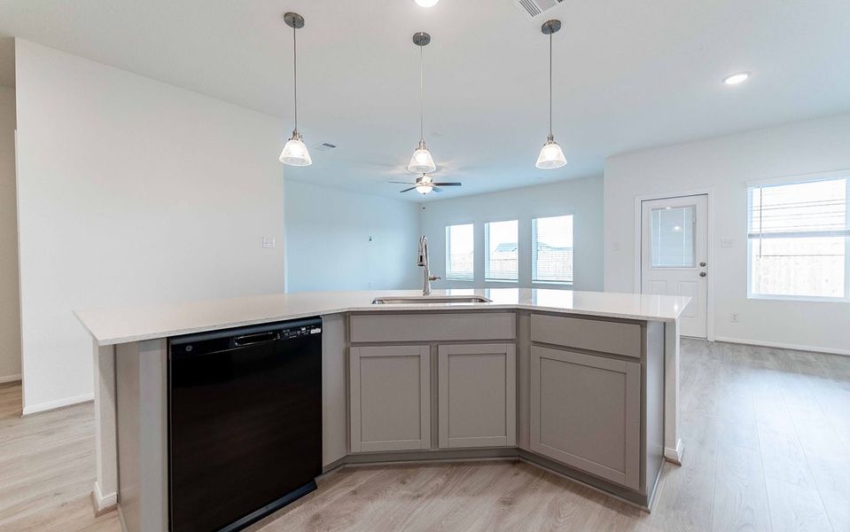 Furnished interior view inside a new home in Paramount, Kyle (Image 6).
