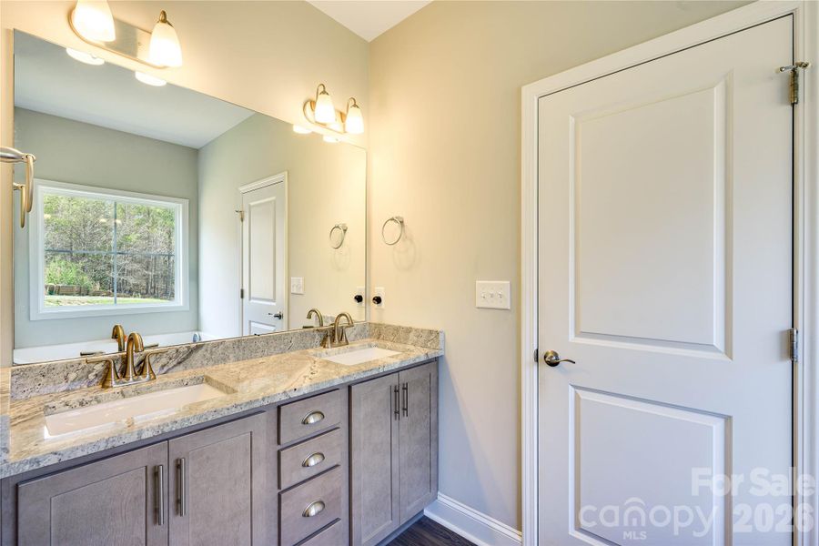 Furnished interior view inside a new home in , Bostic (Image 19).